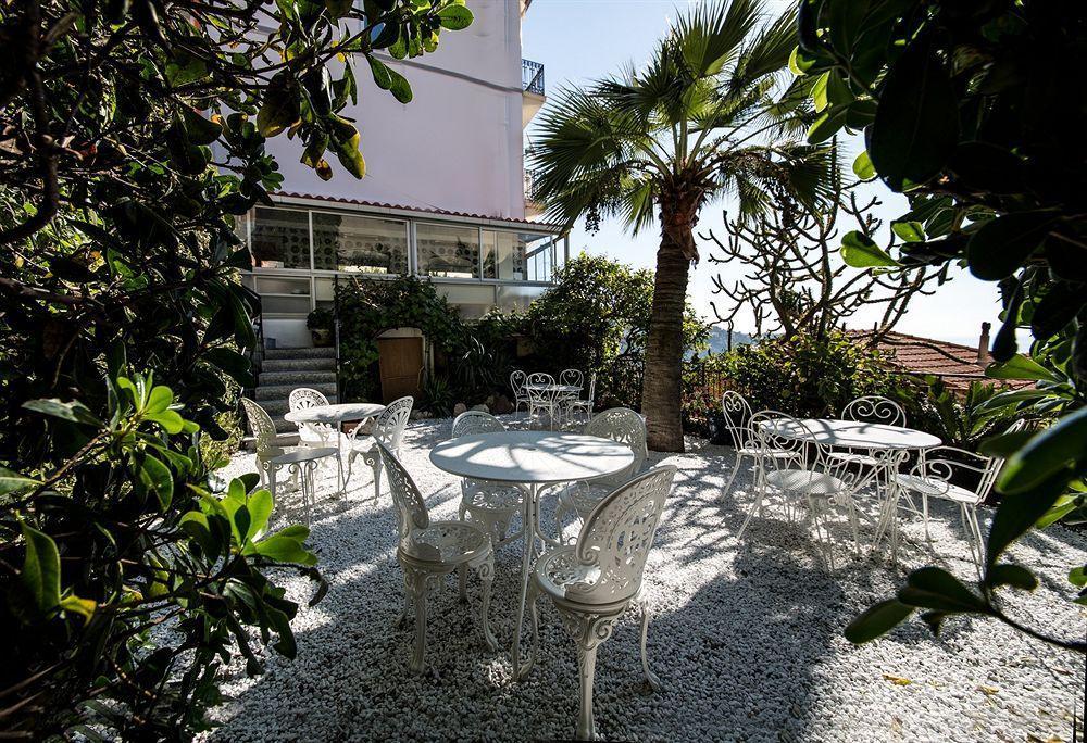 Hotel De Charme Regency Roquebrune-Cap-Martin Ngoại thất bức ảnh